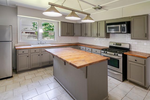 305 Patterson St, Houma, LA 70363