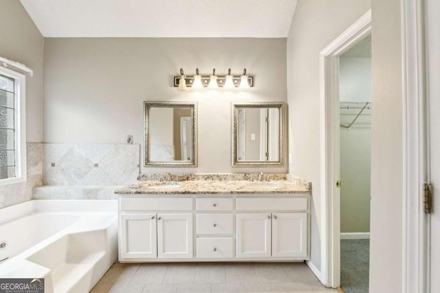 531 Shyrewood Drive, Lawrenceville, GA 30043