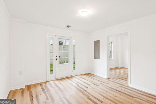 531 Shyrewood Drive, Lawrenceville, GA 30043