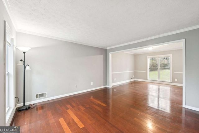 531 Shyrewood Drive, Lawrenceville, GA 30043