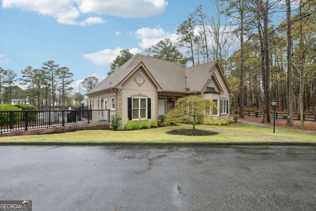 531 Shyrewood Drive, Lawrenceville, GA 30043