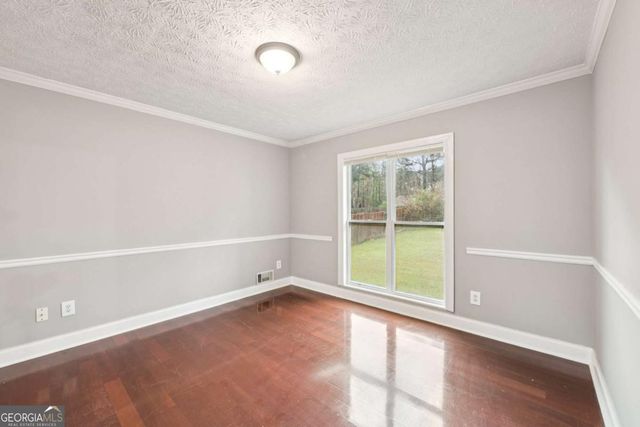 531 Shyrewood Drive, Lawrenceville, GA 30043