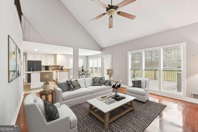 531 Shyrewood Drive, Lawrenceville, GA 30043