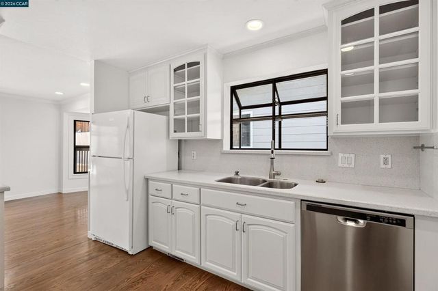 1348 Paloma Ave, Belmont, CA 94002