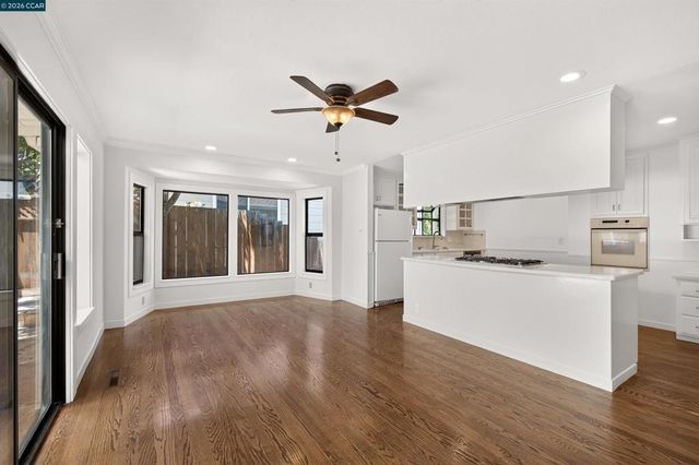 1348 Paloma Ave, Belmont, CA 94002