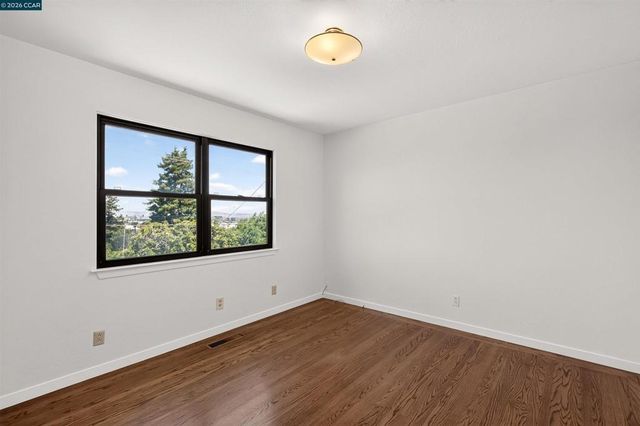 1348 Paloma Ave, Belmont, CA 94002