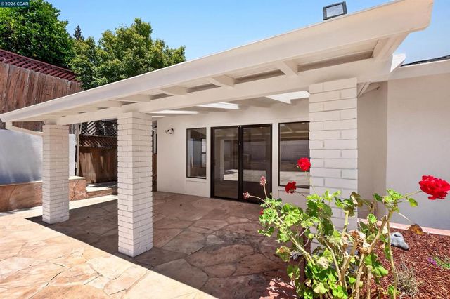 1348 Paloma Ave, Belmont, CA 94002