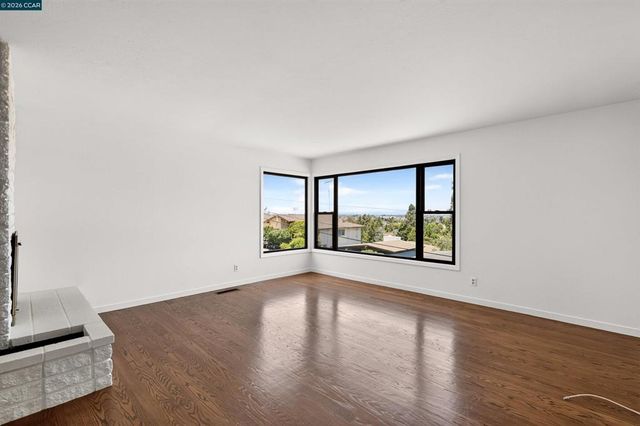 1348 Paloma Ave, Belmont, CA 94002