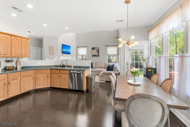 1 Captains Woods Rd, Readington Twp., NJ 08889