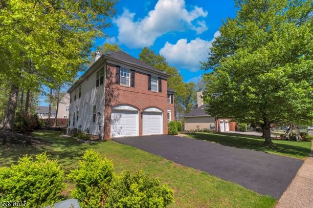 1 Captains Woods Rd, Readington Twp., NJ 08889