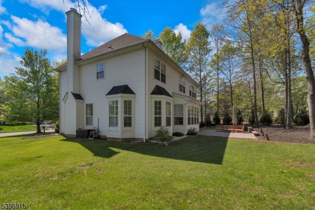 1 Captains Woods Rd, Readington Twp., NJ 08889