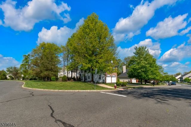 1 Captains Woods Rd, Readington Twp., NJ 08889