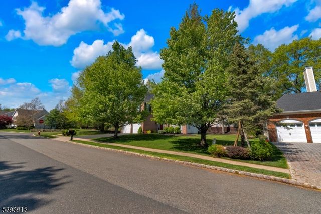 1 Captains Woods Rd, Readington Twp., NJ 08889