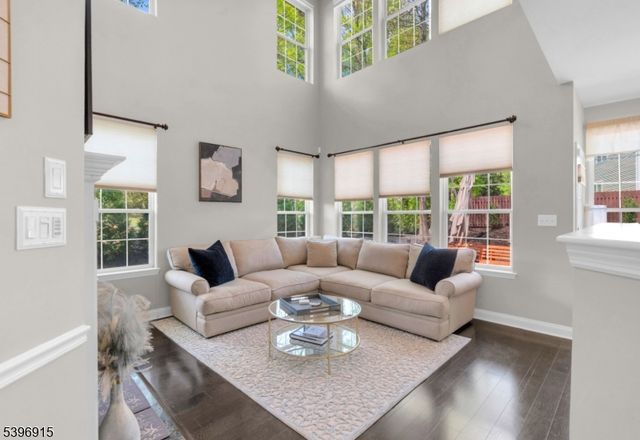1 Captains Woods Rd, Readington Twp., NJ 08889