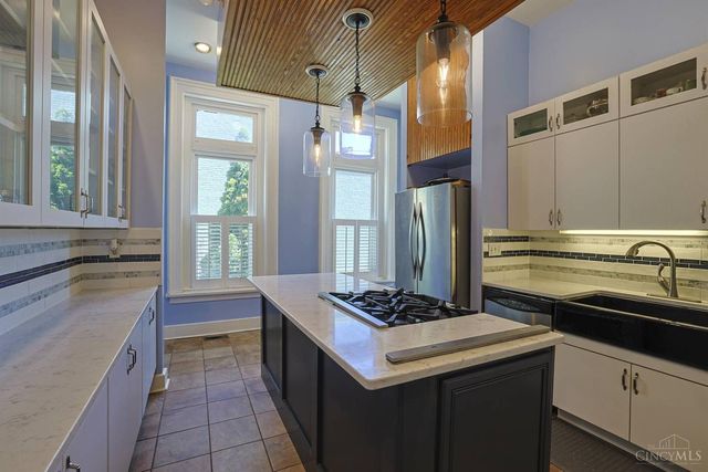 837 Dayton Street, Cincinnati, OH 45214
