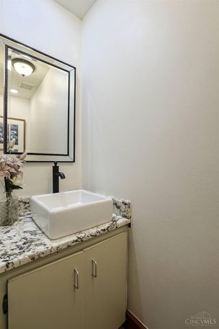 837 Dayton Street, Cincinnati, OH 45214