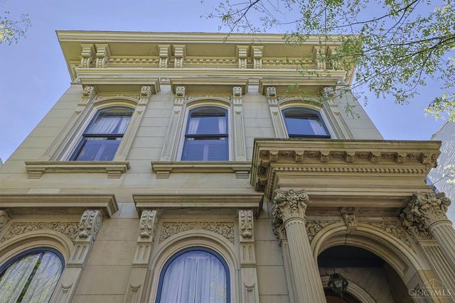 837 Dayton Street, Cincinnati, OH 45214