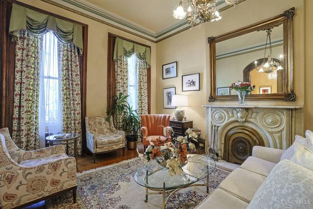 837 Dayton Street, Cincinnati, OH 45214