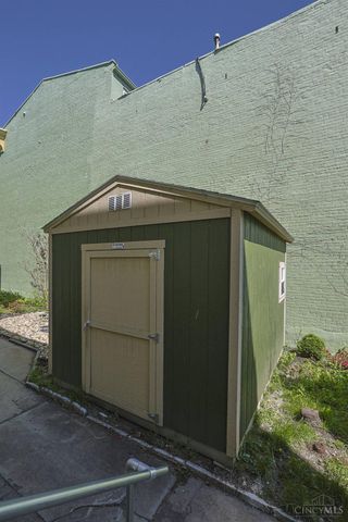 837 Dayton Street, Cincinnati, OH 45214