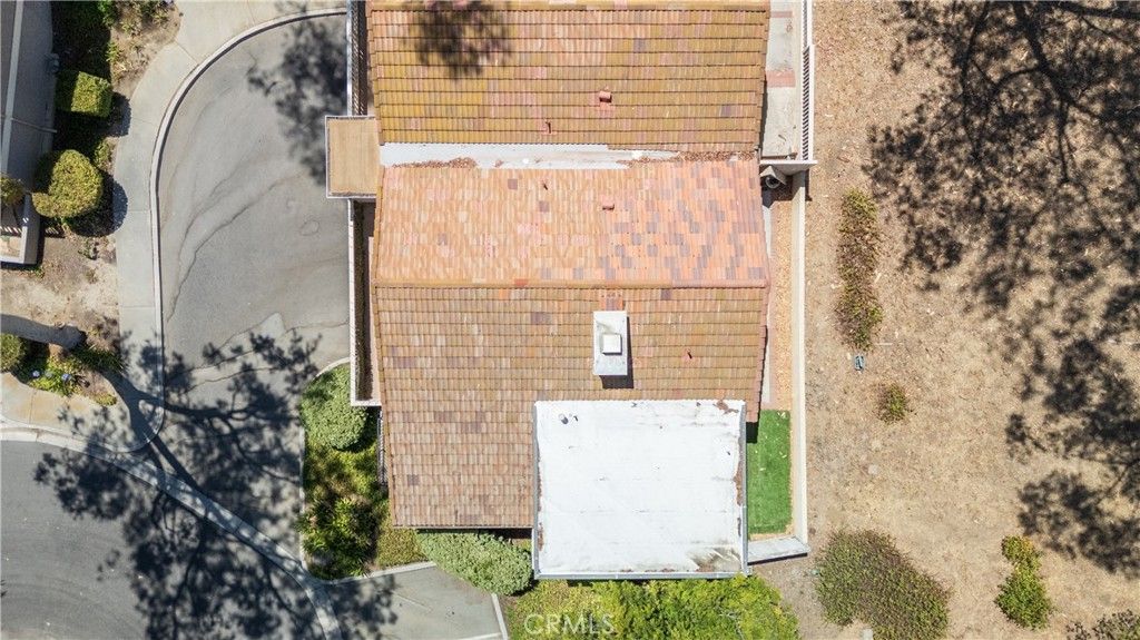Image 25 of property listing at 583 Calle De Las Ovejas, Oak Park, CA 91377