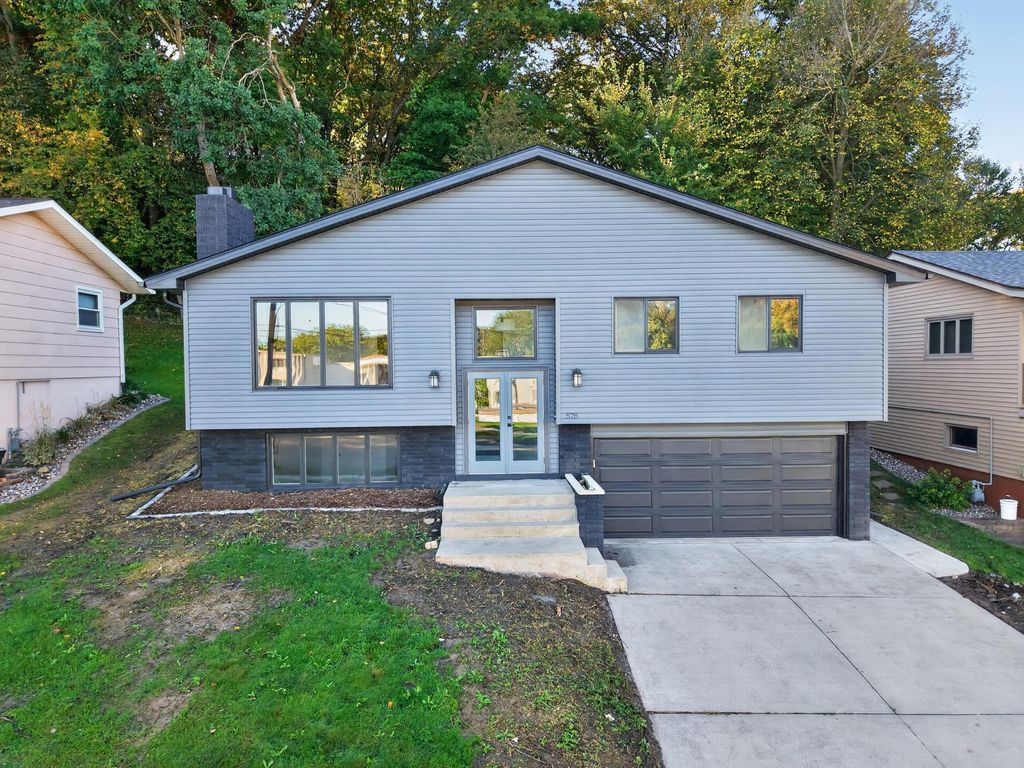 528 19th Street NW, Rochester, MN 55901