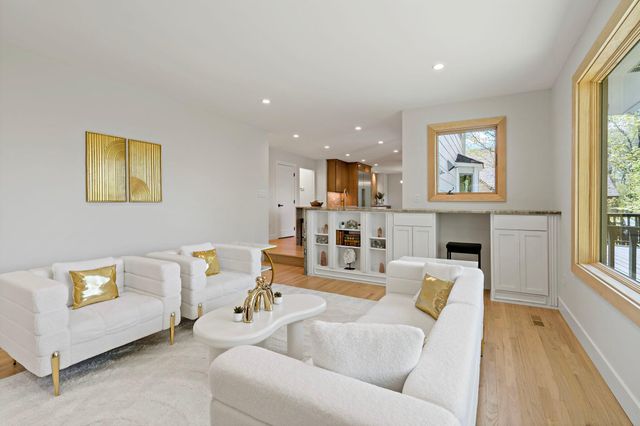 9421 Dallas Lane N, Maple Grove, MN 55369