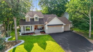 9421 Dallas Lane N, Maple Grove, MN 55369