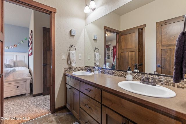 5603 S Cottontail CT, Coeur D'alene, ID 83814