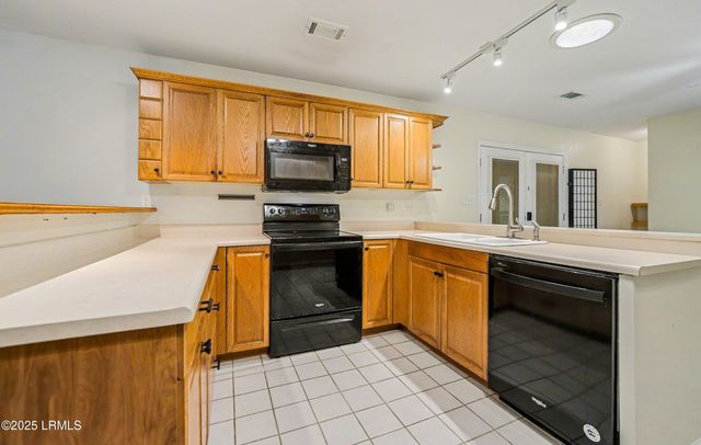 47 Avenue Of Oaks, St. Helena Island, SC 29920