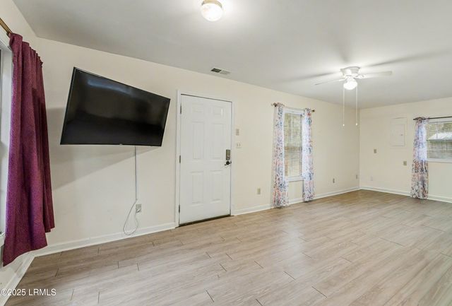 47 Avenue Of Oaks, St. Helena Island, SC 29920