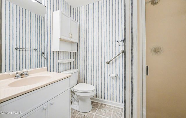 47 Avenue Of Oaks, St. Helena Island, SC 29920