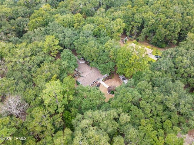 47 Avenue Of Oaks, St. Helena Island, SC 29920