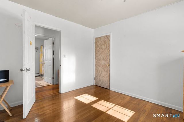 240 Valley Avenue, Bridgeport, CT 06606