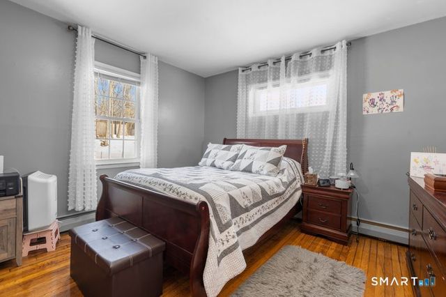 240 Valley Avenue, Bridgeport, CT 06606