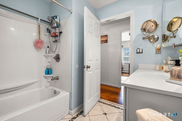 240 Valley Avenue, Bridgeport, CT 06606