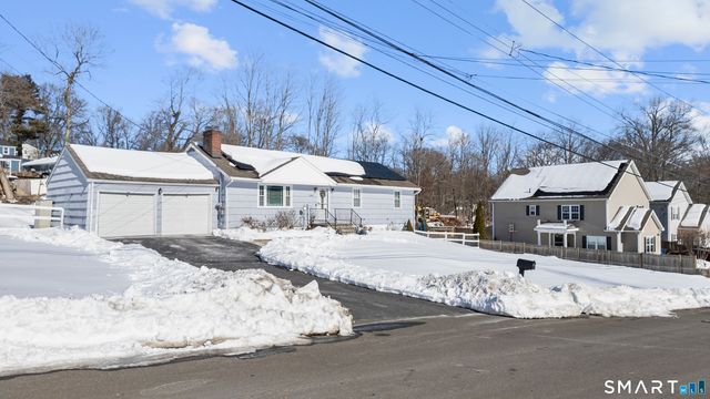 240 Valley Avenue, Bridgeport, CT 06606