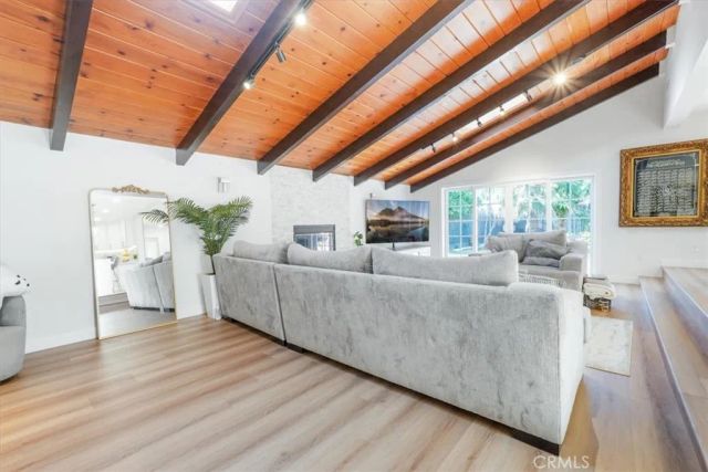 22612 Kittridge Street, West Hills, CA 91307