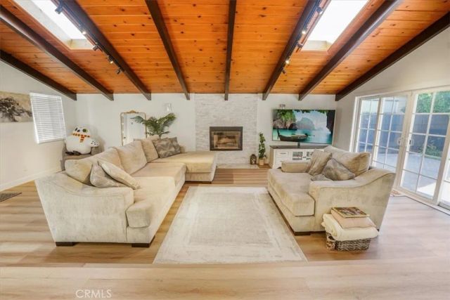 22612 Kittridge Street, West Hills, CA 91307