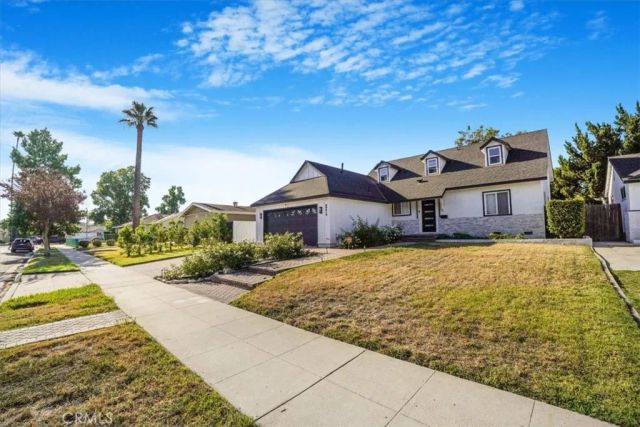 22612 Kittridge Street, West Hills, CA 91307