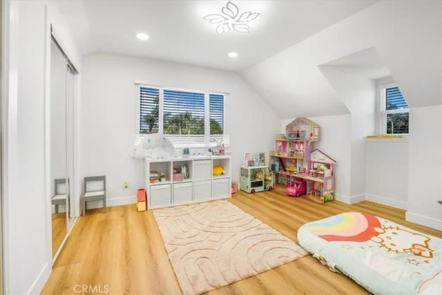 22612 Kittridge Street, West Hills, CA 91307