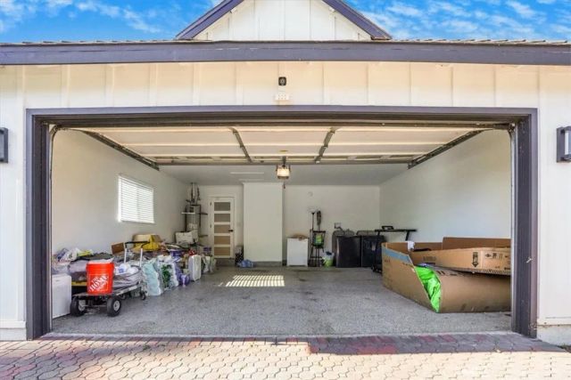 22612 Kittridge Street, West Hills, CA 91307