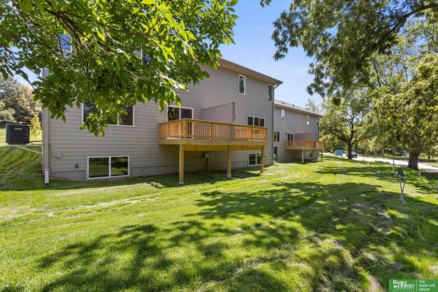 7118 N 79th Court, Omaha, NE 68122