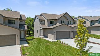 7118 N 79th Court, Omaha, NE 68122