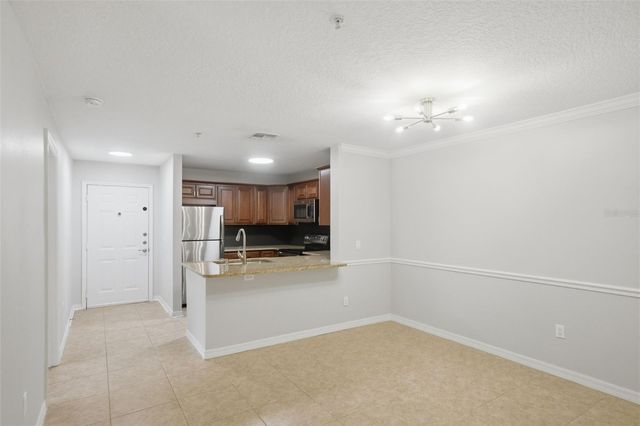 1910 SUMMER CLUB DRIVE 104, Oviedo, FL 32765