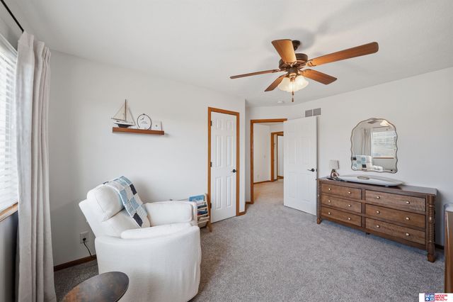 9015 Fremont Street, Lincoln, NE 68507