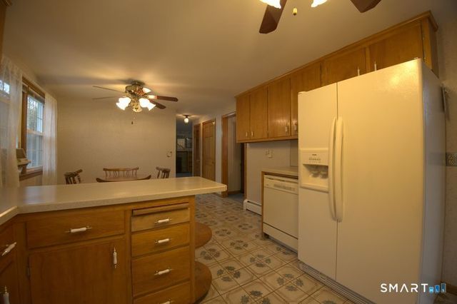 32 Loveland Lane, Bristol, CT 06010