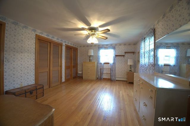 32 Loveland Lane, Bristol, CT 06010