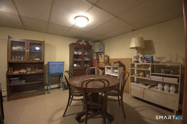 32 Loveland Lane, Bristol, CT 06010