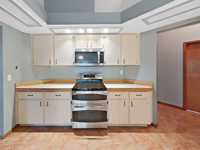 13094 HUNTINGTON WOODS AVENUE, Spring Hill, FL 34609