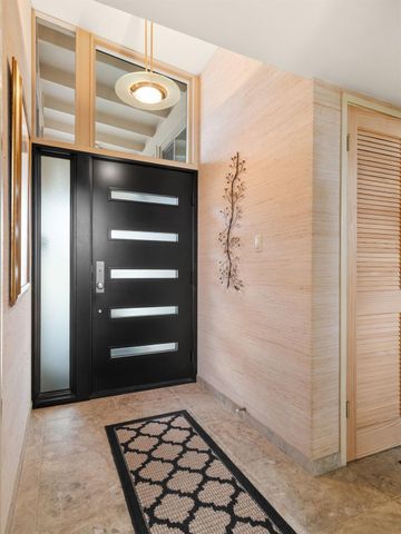 5801 River Oak Way, Carmichael, CA 95608